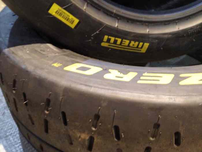 Pneus Pirelli Ra5 2