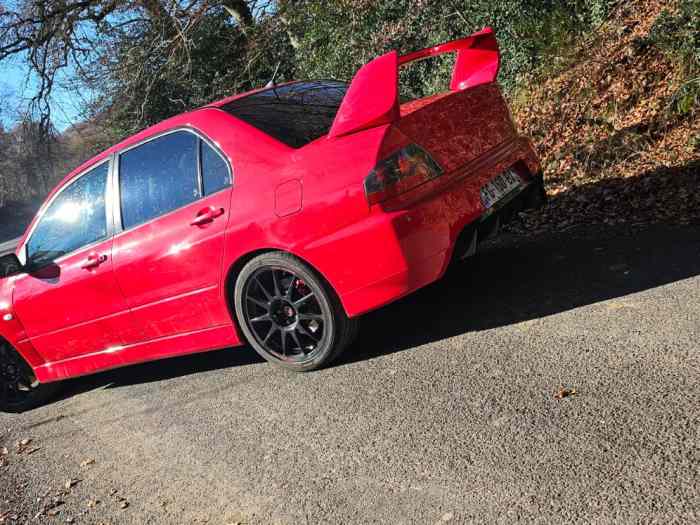 Mitsubishi Lancer Evo IX Evolution 9 1