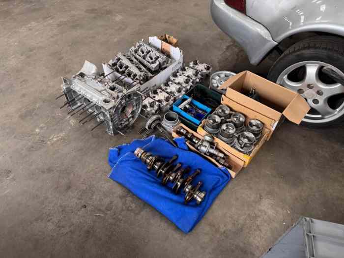 Moteur complet à remonter pour Porsche 3.0 SC 1