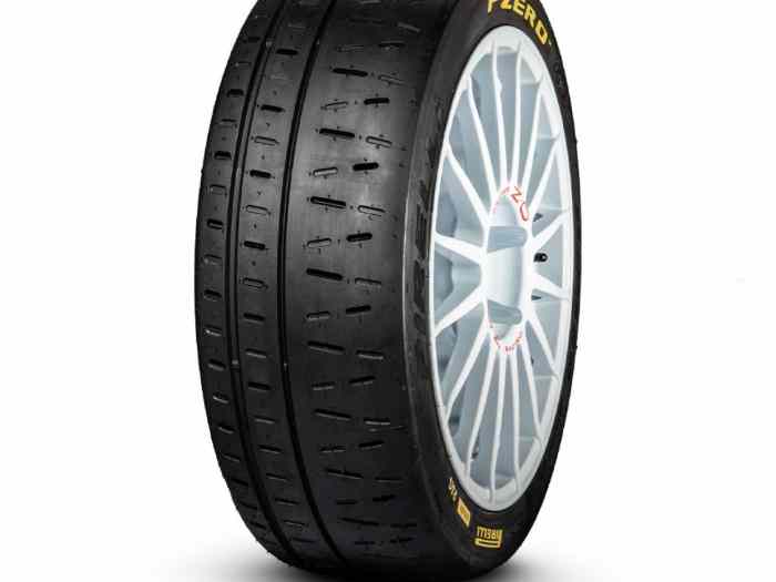 Pneus Pirelli neuf 16 ‘