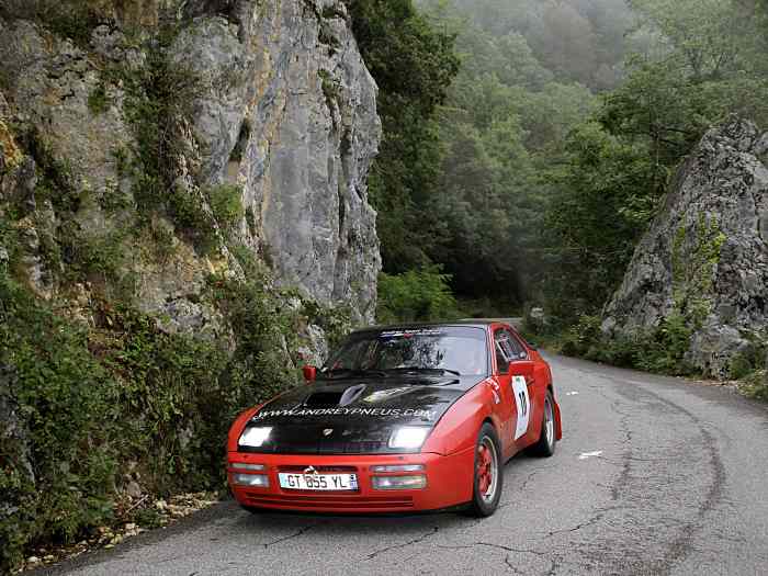 Porsche 944 Turbo Groupe B échange reprise 0