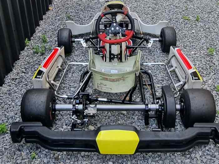 Chassis kart CL 2024 état neuf !! 1