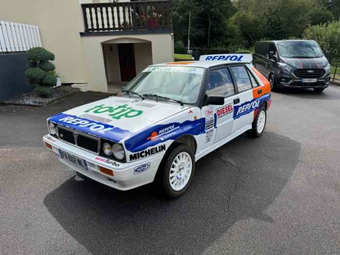 Lancia delta hf intégral 8s 1