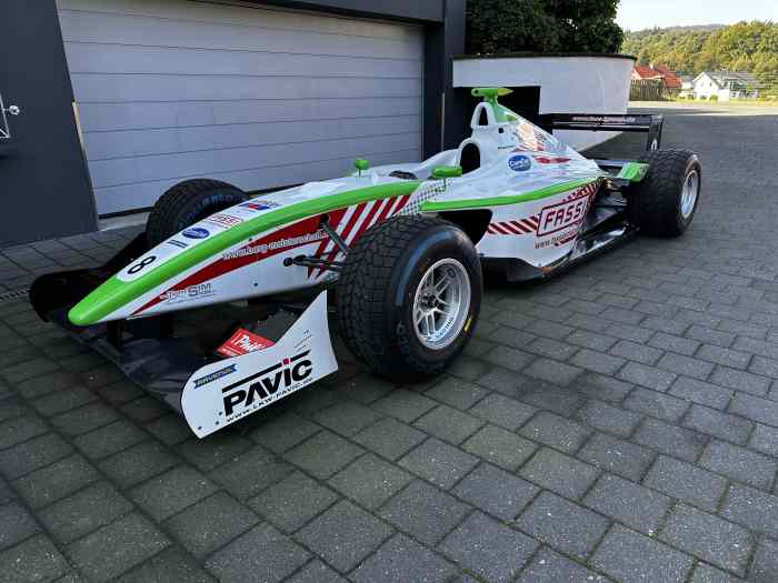 Dallara World Series 3.0 T-02 5