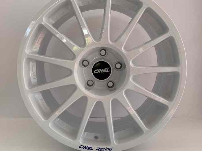 Jante Cinel Racing Turismo 8x18 Hyunda...