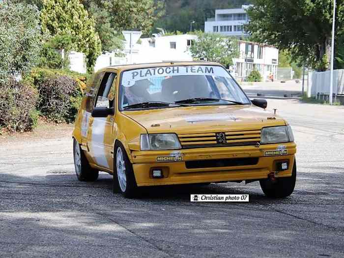 205 GTI 1,6 L avec passeport f2013 et ...