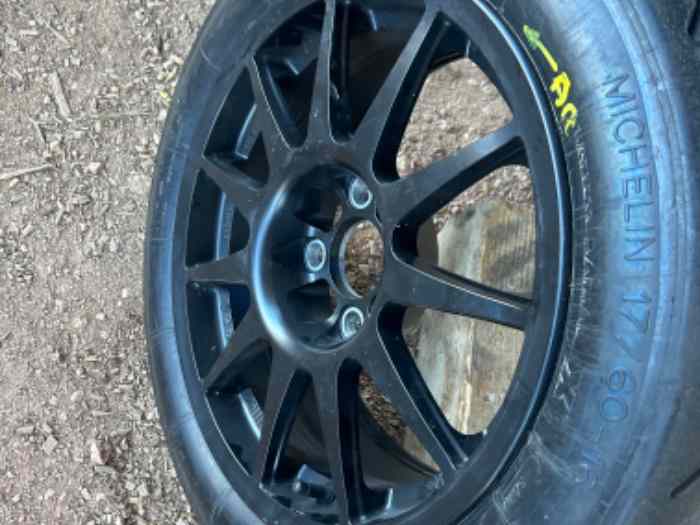 Pneus neuf Michelin 16 Pouces 3