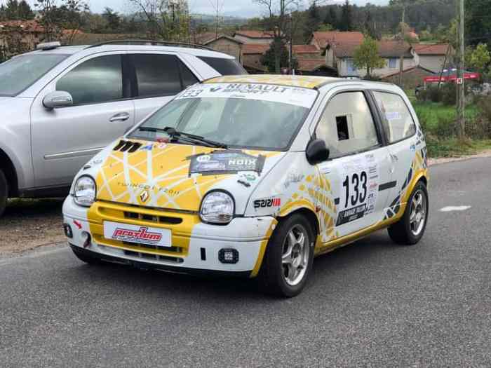 Échange ou vend twingo F2/11 3