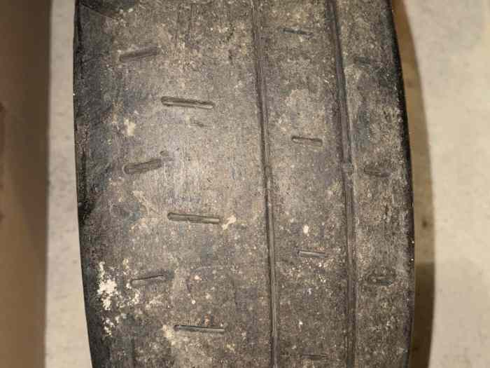 Pneus pirelli et Michelin 16 pouces 3