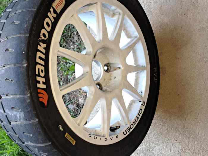 Pneus hankook w53