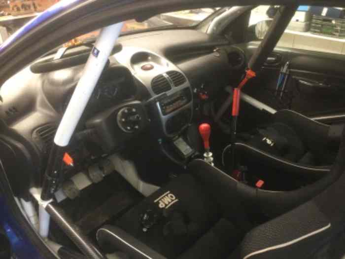 Peugeot 206 Xs conforme au volant A6K 1