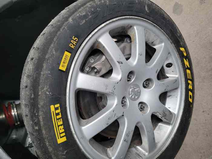 Pirelli 16 P