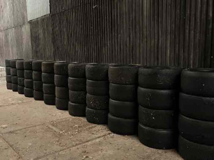 PNEUS PIRELLI 265/645 - 18 1