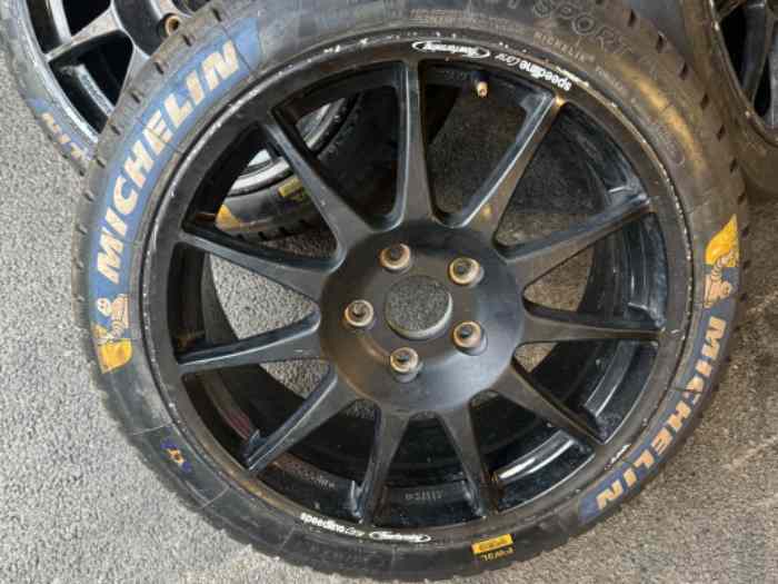 Pneu Michelin en 18 pouces fw3r/fw3l 2