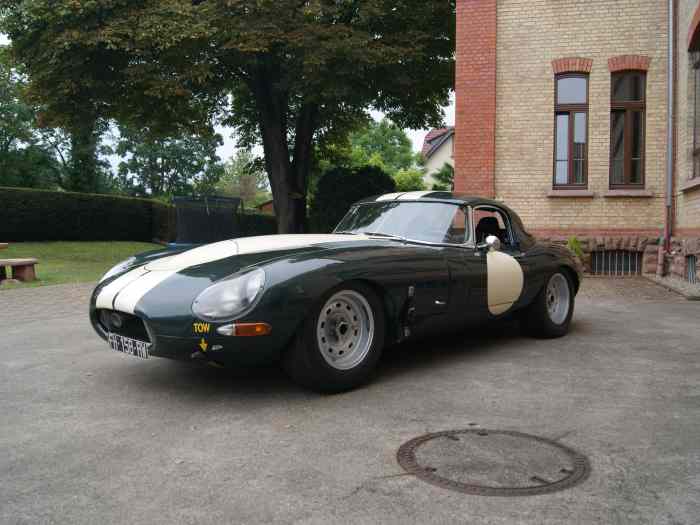 1963 Jaguar E-Type Voiture de compétit...