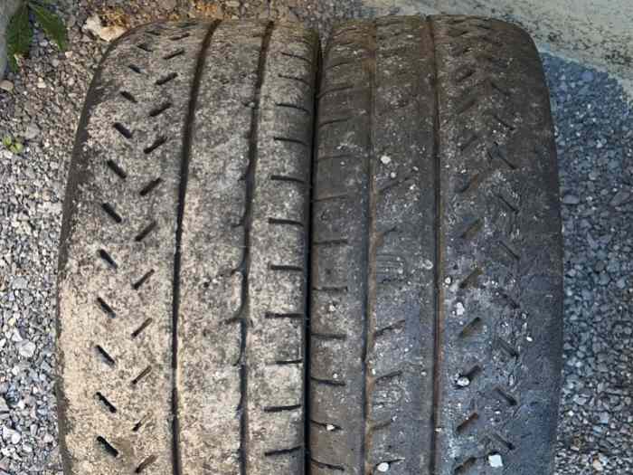 Pneus Michelin 16