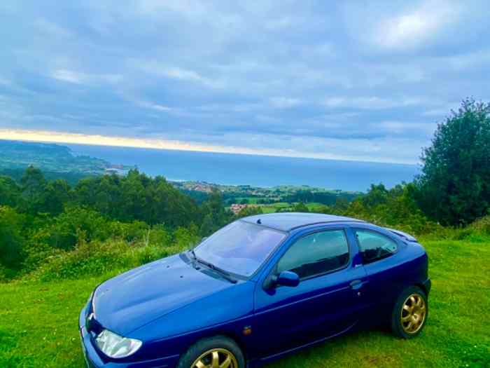 Renault megane williams f7r