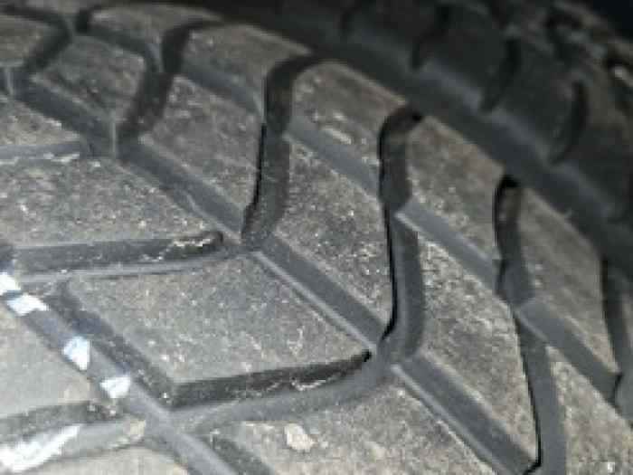 Pneus pirelli 205 45 17 2