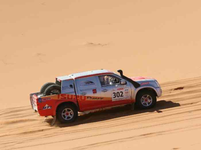 ISUZU Pick-up D.Max T2 Ex Dakar Team Isuzu Clay Regazzoni 2