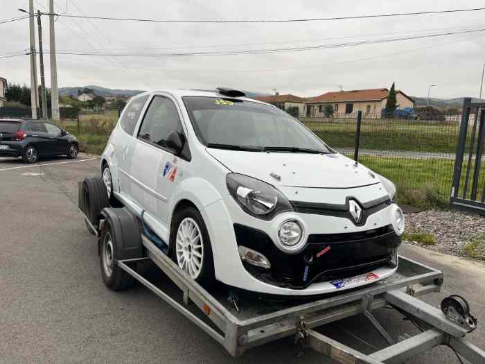 Location RENAULT TWINGO R1 Saison 2025 3