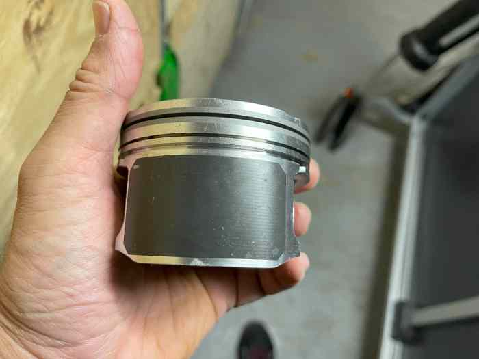 Pistons neufs Renault Clio 4 RS 4