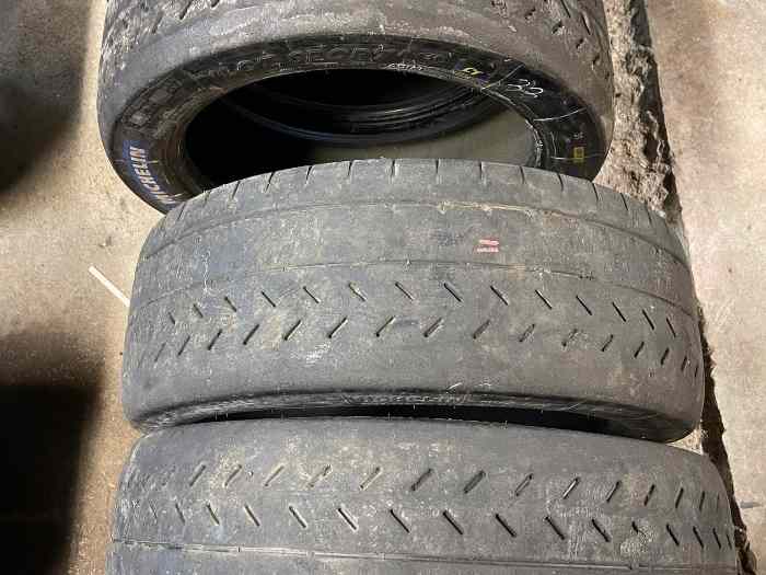 Pneus MICHELIN 195/50 R17 1