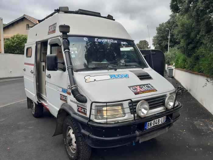 IVECO 40/10 4X4 3T5 3