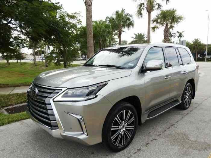 For Sell : Neatly 2021 Lexus LX 570