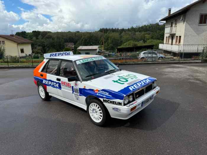 Lancia delta hf intégral 8s