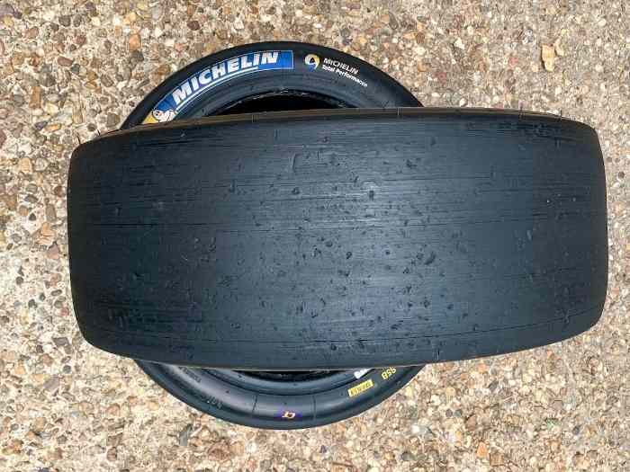 2 Pneus slicks Michelin S5B 20/61-17 1