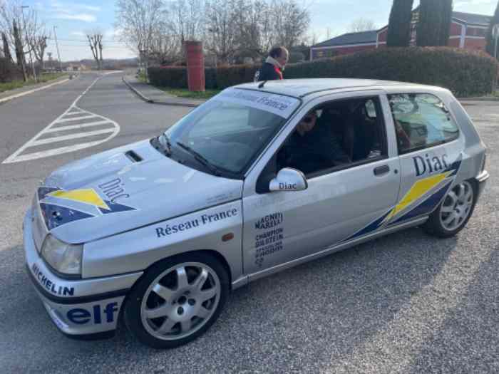 CLIO 16 S 1992 Gr A 2