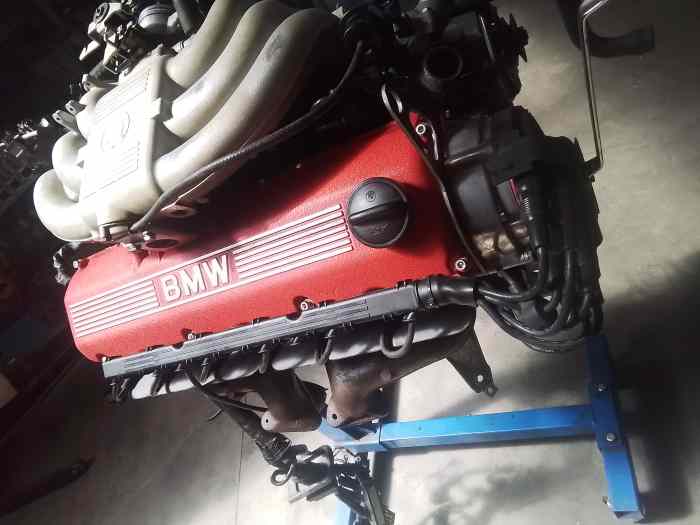 MOTEUR BMW M20B25 325i et 325ix GR A NEUFS 1