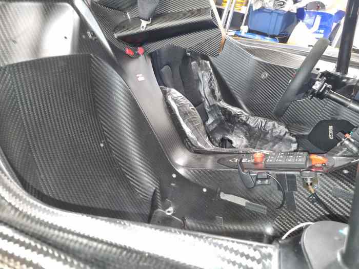 KTM X-BOW GT4 EVO - Faire offre 3