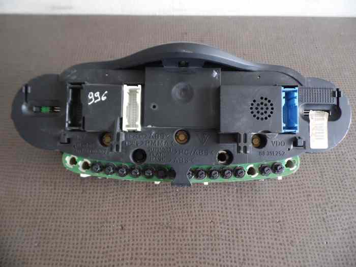 BLOC COMPTEUR 9966411050170C PORSCHE 996 3,4 4