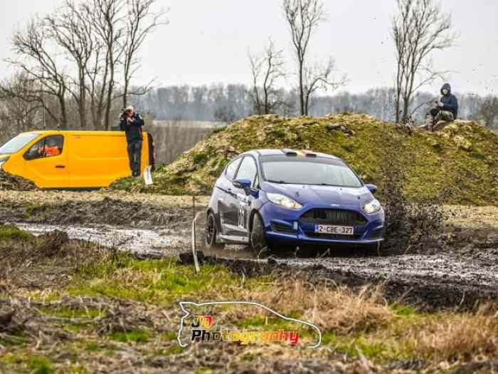 A vendre Ford Fiesta R2J 1