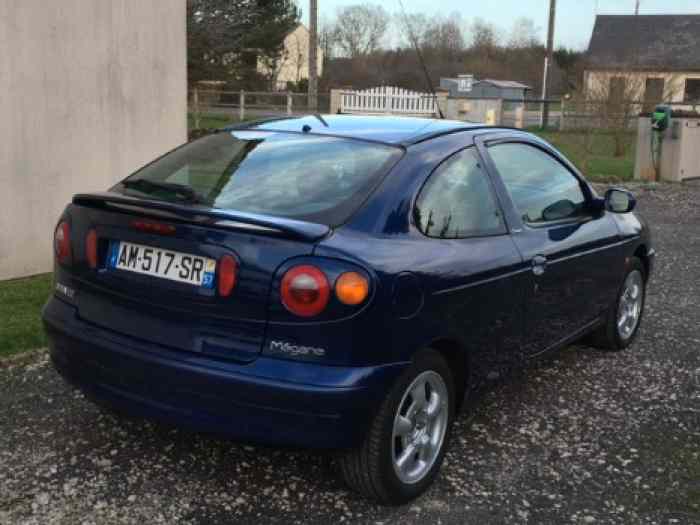 Mégane 1 Coupé 2L 8s de 1996