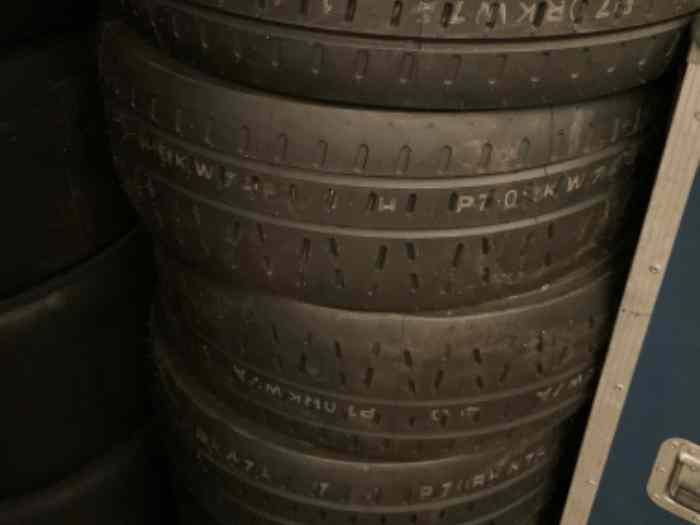 Pneu Pirelli RKW7A 205/45R17