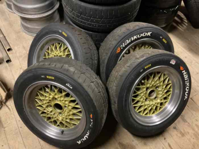 Pneus HANKOOK Z205 17/56/14