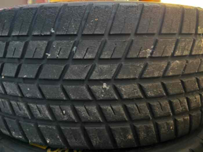 Pneu pluie PIRELLI 2