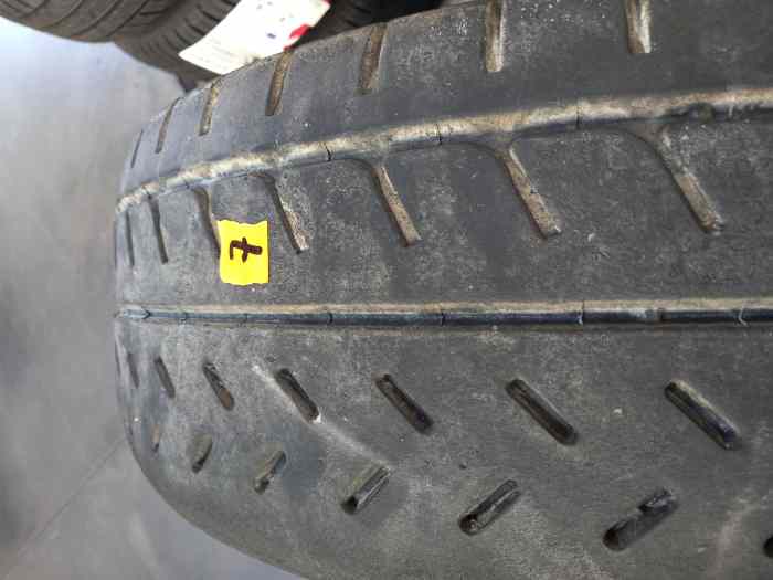 2 Michelin R21 en 19/63-17 1