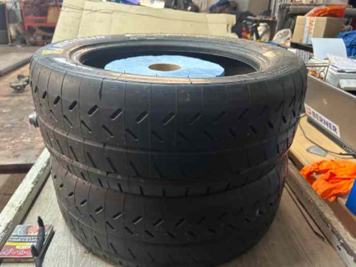 Pneus de compétition Michelin 16/60-R16 1