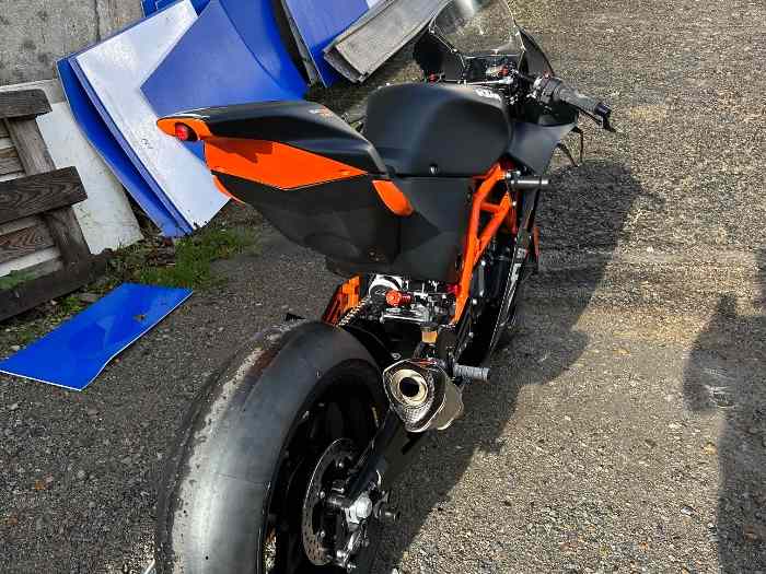 KTM RC8C 2