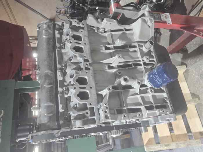 Moteur 205 gti 1.6l 115ch neuf 1