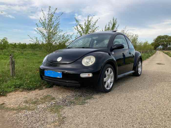 TRES BELLE VW NEW BEETLE ESSENCE 1,6 C...