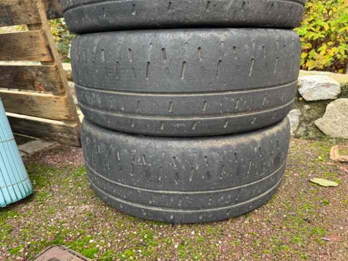 Lot 6 Pneus PIRELLI 16 pouces RA5 Occasion 1