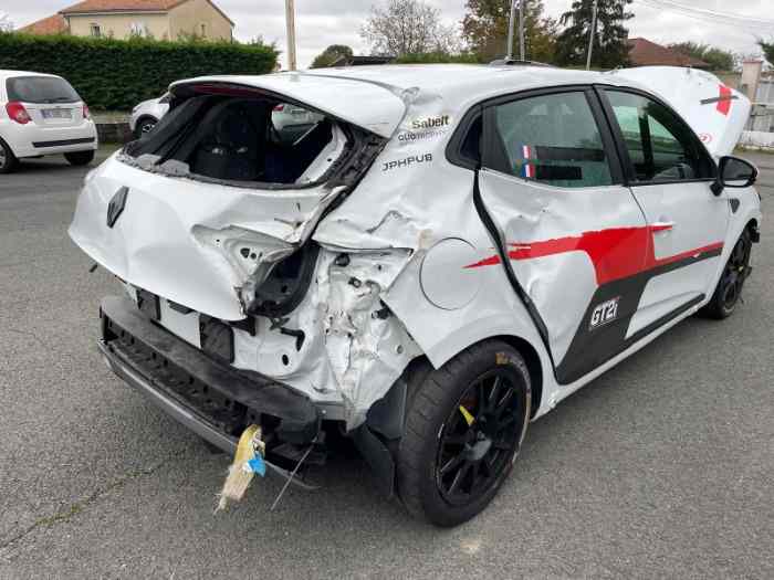 CLIO 5 Rally5 Phase 2 2023 Accidenté 1