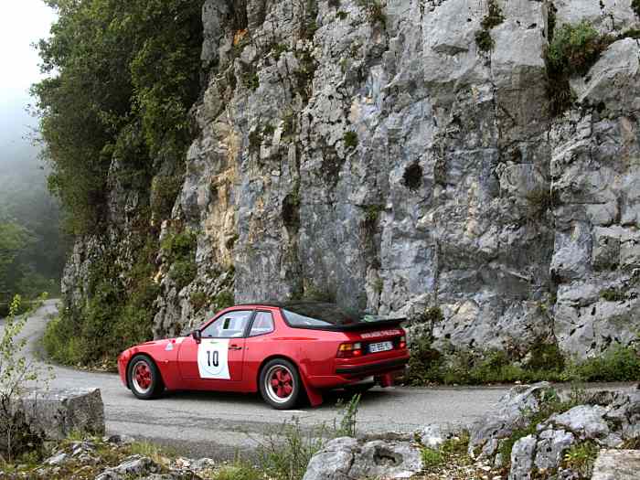 944 turbo Groupe B circuit, rallye,vhr...