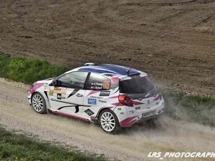 Renault clio3 RS Gruppe N 1