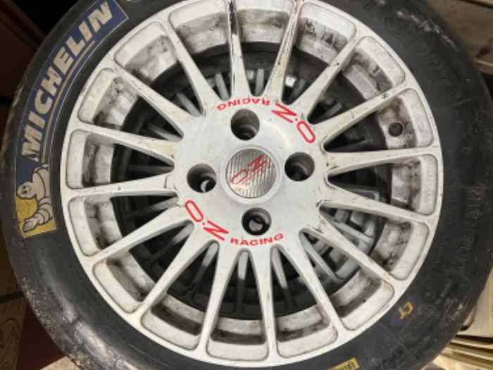 Pneus Michelin R11 15 pouces 1