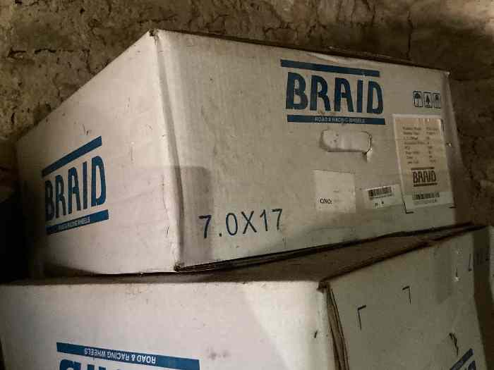 10 Jantes Neuves Braid 7 x 17 Entraxe Peugeot 1